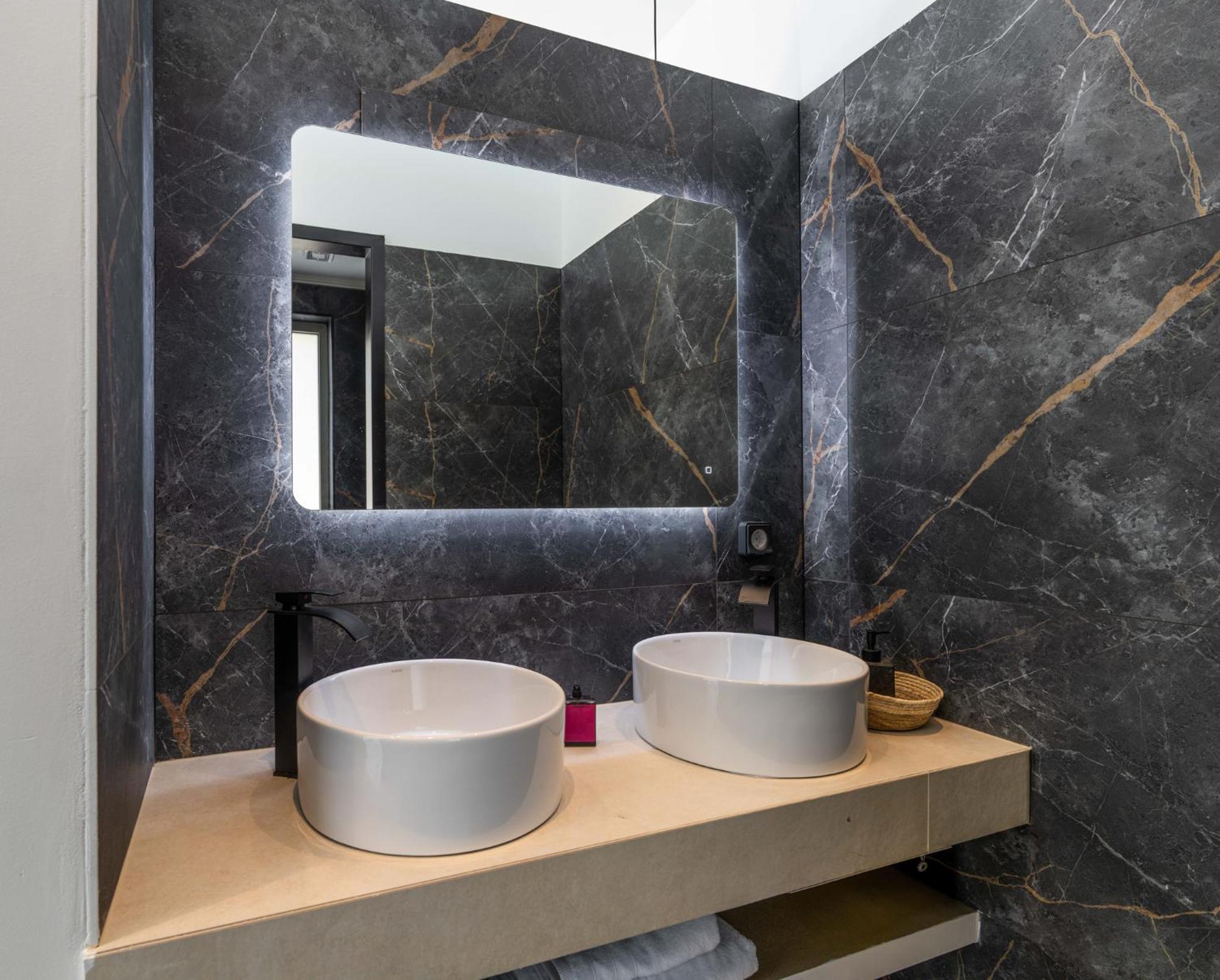 Mellamare Luxury Suites Athánion المظهر الخارجي الصورة
