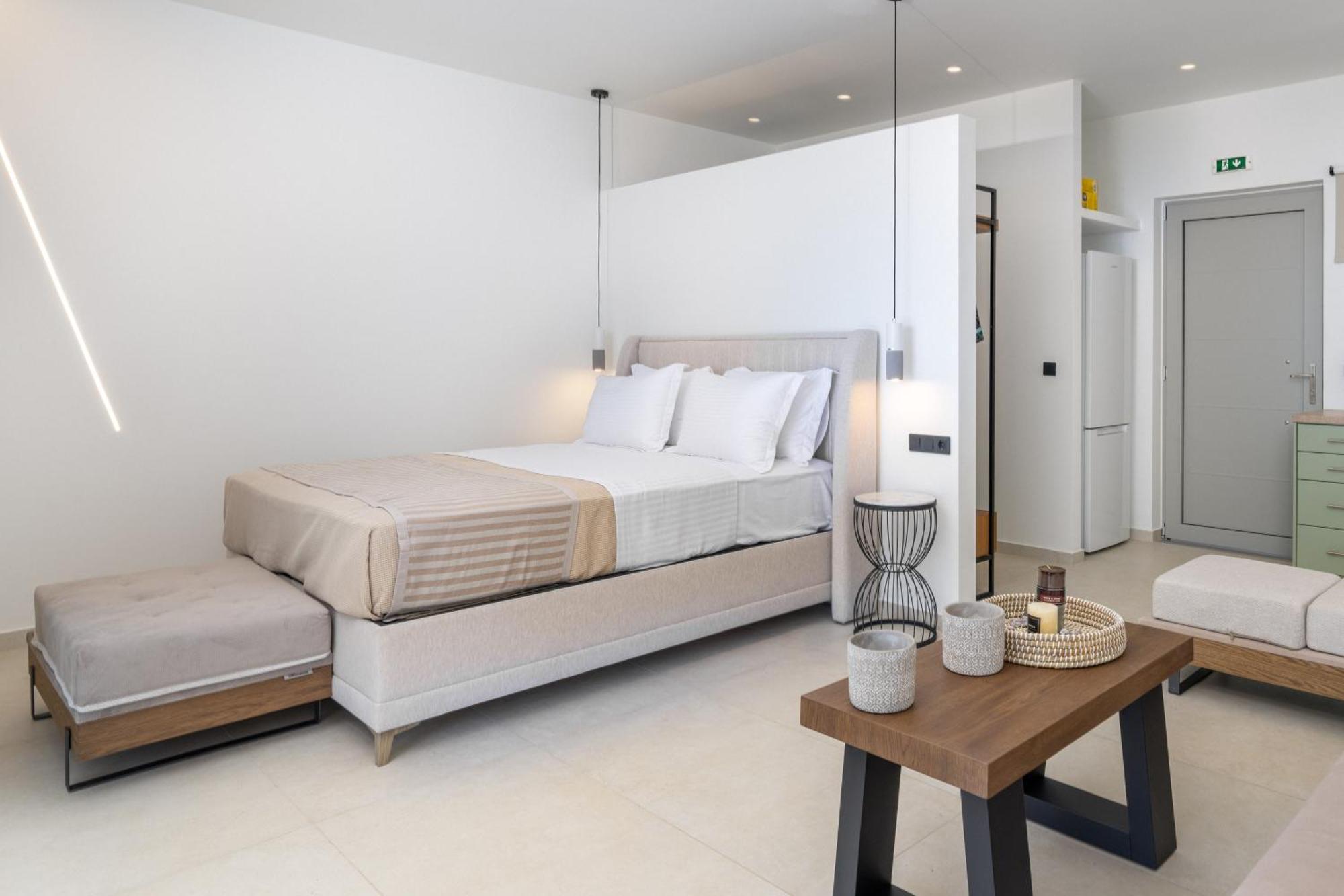 Mellamare Luxury Suites Athánion المظهر الخارجي الصورة