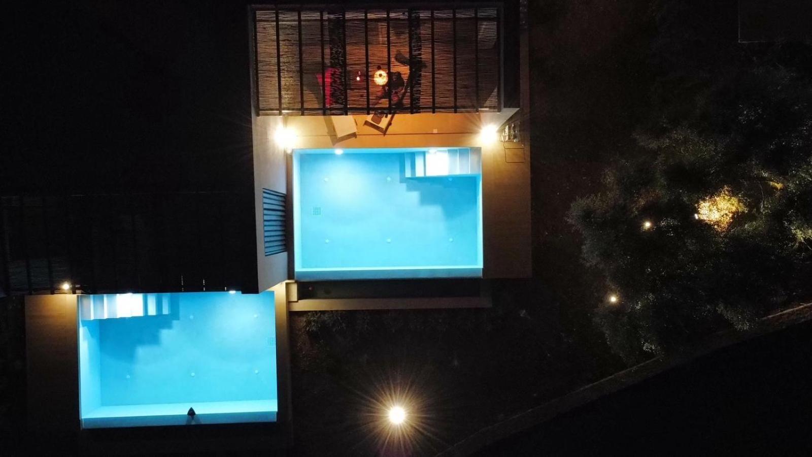 Mellamare Luxury Suites Athánion المظهر الخارجي الصورة